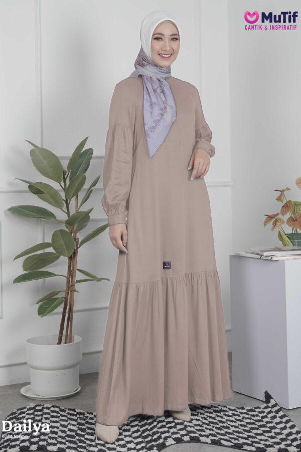 Dailya Light Taupe