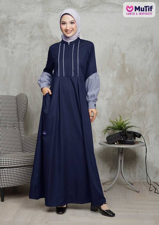 Zinira Navy